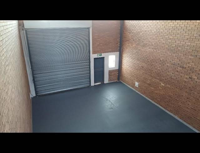 INDUSTRIAL PROPERTY TO RENT IN HENNOPSPARK